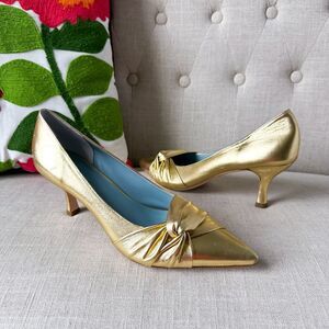 Frances Valentine The Knot Gold Leather Kitten Heel Size 8.5 B
